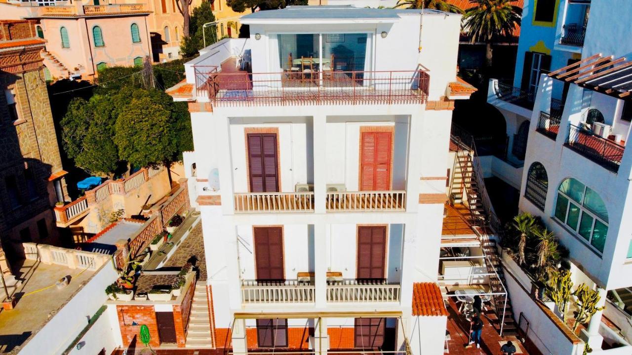 Be Your Home - Appartamento 4 Camere Sul Mare Scesa Al Mare Privata Санта-Маринелла Экстерьер фото