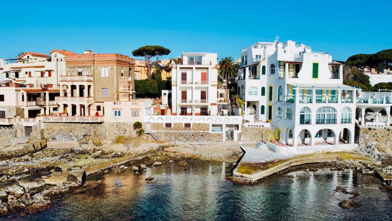 Be Your Home - Appartamento 4 Camere Sul Mare Scesa Al Mare Privata Санта-Маринелла Экстерьер фото