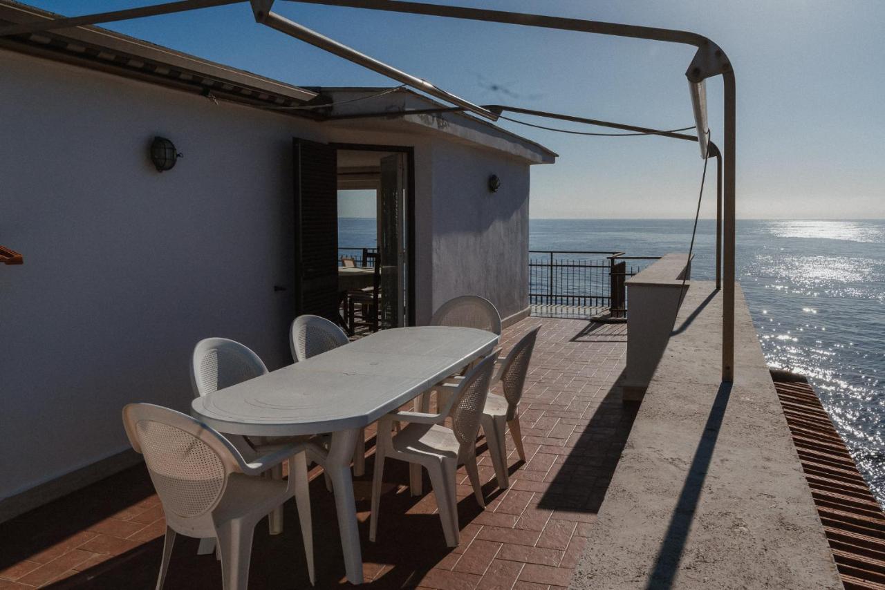 Be Your Home - Appartamento 4 Camere Sul Mare Scesa Al Mare Privata Санта-Маринелла Экстерьер фото